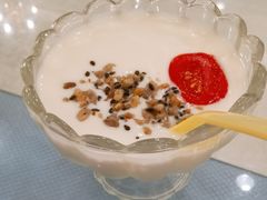 酸奶-马尔龙新疆饭店·清真(瑞景店)