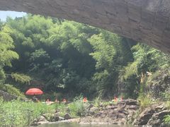 -江南大峡谷漂流