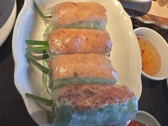 -大头虾越式风味餐厅(光明广场店)