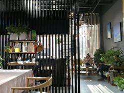 -MOVAN  HAIR莫凡匠人发型屋
