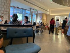 大堂-Tims天好咖啡·贝果(雁展路万象天地店)
