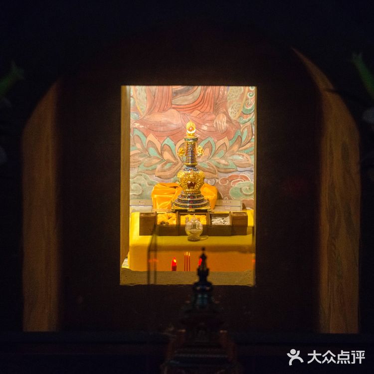 来到这里，能瞻拜到佛祖舍利，真是无上的荣幸