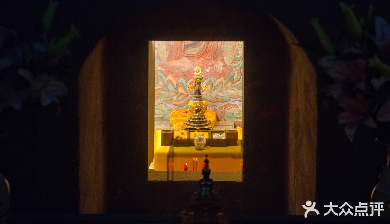 来到这里，能瞻拜到佛祖舍利，真是无上的荣幸