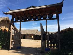 -北纬44度·金珠花海休闲农业旅游景区