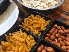 生菜粒-盈田盈粥庄(博山东路店)