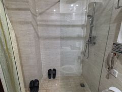 -兴芮温泉度假区