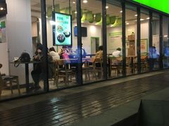 门面-老乡鸡(武汉中南梅苑小区地铁站店)