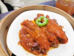 -钟书阁(群光广场店)