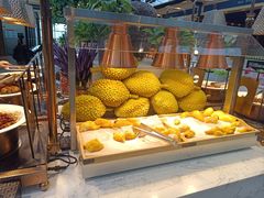 -川骄海鲜自助(王府井奥莱UP TOWN店原世界之花店)