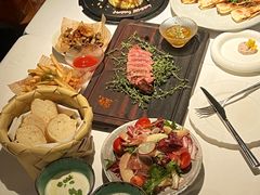 -LESCEDARS Brasserie Bistro香柏树