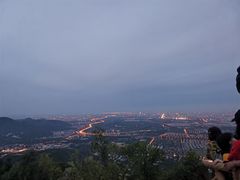 -鬼笑石后山停车场