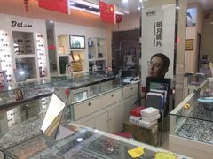 -罗创丹阳眼镜(童卫路店)