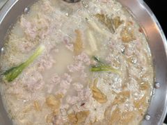 -老来福·非遗酸汤兔(凯旋路店)