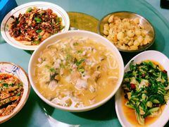 -巴人汇三篇小龙虾江湖菜(李家沱店)