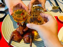 沙田玻璃乳鸽-馋遇江南·精致湖景雅宴(东方之门店)