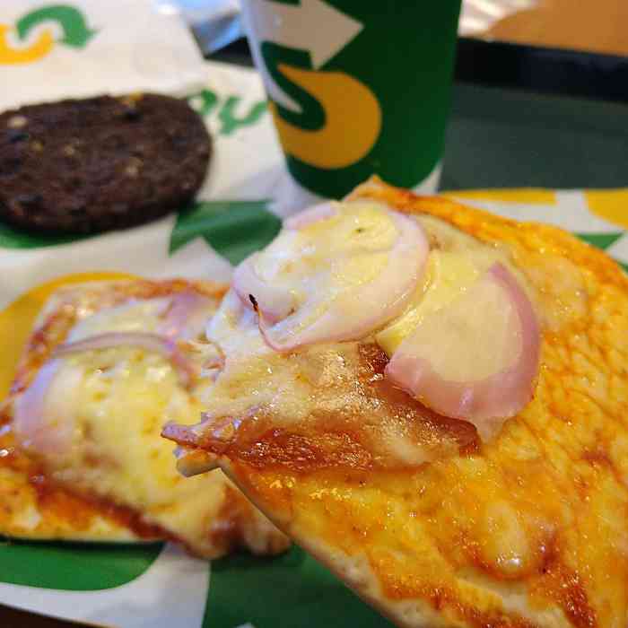 赛百味subway(公平路店)-"汉堡包惊艳,自己可以加很多东西,一个汉堡.