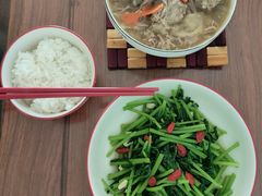 -爱月宝月嫂·育儿嫂(哈尔滨总店)