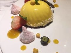 -La Mer Restaurant & Lounge