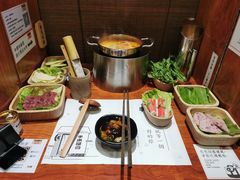 -独食火锅·半米屋台(直营总店)