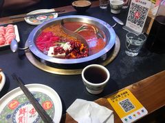 -沸炉重庆老火锅(军事博物馆店)