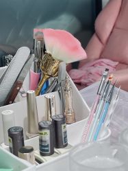 -丽心自助美甲美睫