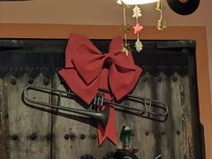 -SISTERS BAR RESTAURANT川意酒馆(嘉善老市H楼店)
