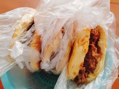 -老西关黄老太牛肉烧饼