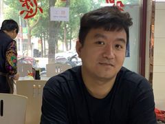 -周震馄饨