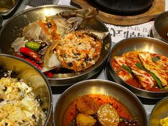 -草家酱蟹炭火烤肉店(珲春南路一店)