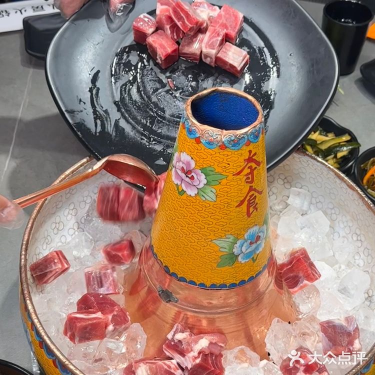 来新疆怎么能不吃沙棘火锅呢！！就在乌鲁木齐