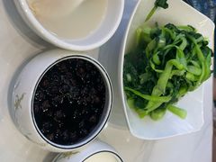 -伊北味·清真青海拉面村(延安路店)