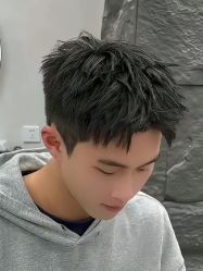 -韩国丽安形象设计
