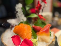 -蟹犇前•帝王蟹雪蟹(陆家嘴店)