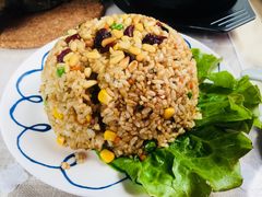-然一素食餐厅(马利来广场店)