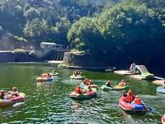 -仙人谷漂流景区