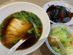 蕈油红汤面-君东记本帮面馆(天钥桥路店)
