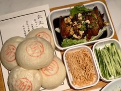 土馒头配大块肉-7017浙菜•建德味(市心北路店)