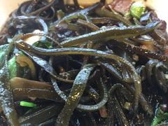 -红栌温泉山庄生态美食餐厅