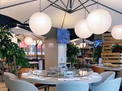 大堂-日进一片海.生腌海鲜火锅.宵夜烧烤(三里屯总店)