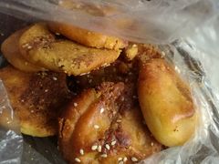 鸡仔饼-轴承厂月饼(贵州市小河顺茂糕点店)
