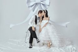 点击看大图 韩式-挪娅婚纱摄影皇家会所