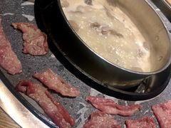 -三人行骨头王火锅(长寿店)