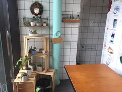 -蜜蜂小象·榴莲千层蛋糕(时代汇11栋店)