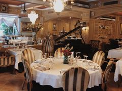 大堂-火车头法国西餐厅