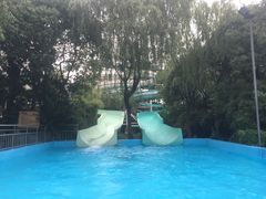 -热带风暴水上乐园(新镇路)
