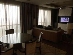 -上海浦东康桥绿地假日酒店