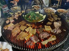 -小辣椒汤锅烧烤(温泉南街店)