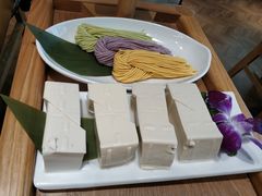 -煲大王猪肚鸡·椰子鸡火锅(红谷滩万达店)