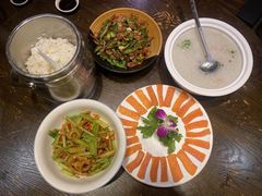 -醉美东江·三文鱼·烧鸡公