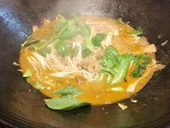 -每食每刻·皖北新民地锅鸡